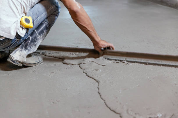 Best Custom Concrete Contractor  in Tishomingo, OK